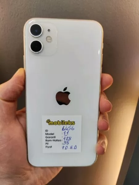 Apple iPhone 11 128GB Beyaz - Temiz İkinci El Görseli - 1