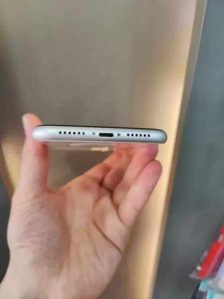 İkinci El iPhone 12 64 GB Görseli - 5