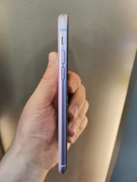 Apple iPhone 11 64 GB - İkinci El Görseli - 4