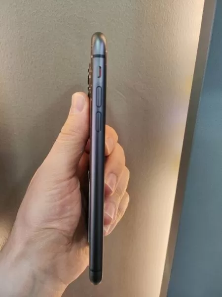 iPhone 11 64 GB - İkinci El Telefon Görseli - 4
