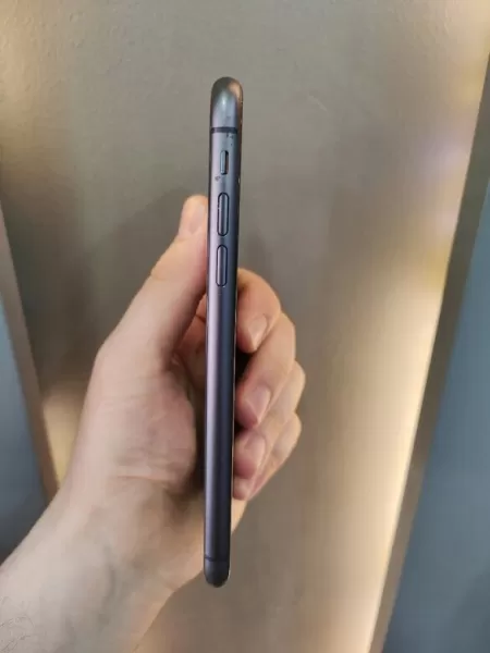 Apple iPhone 11 64 GB Görseli - 4