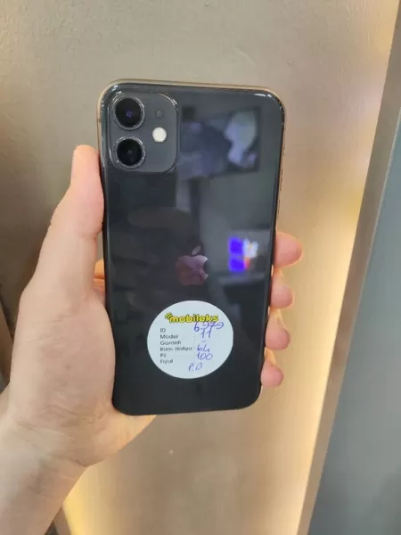 Apple iPhone 11 64 GB - İkinci El