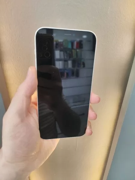 Apple iPhone 12 128 GB, Pil 77, Orjinal Görseli - 2