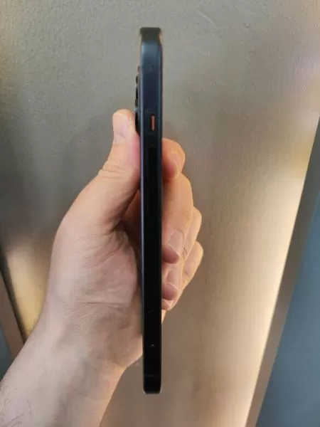 Apple iPhone 15 128GB Siyah - %100 Pil Sağlığı Görseli - 4