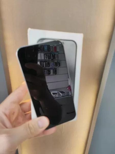 Kutulu Sorunsuz Full Orijinal iPhone 15 Pro 128 GB Görseli - 2
