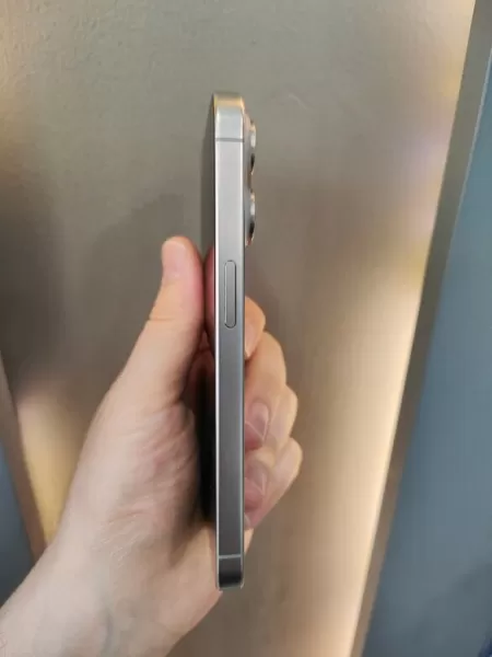 İPHONE 15 PRO 128 GB Görseli - 3