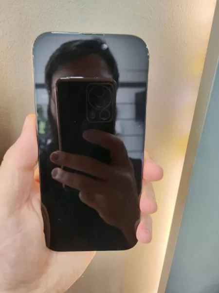İkinci El Apple iPhone 15 Pro 128 GB Görseli - 2