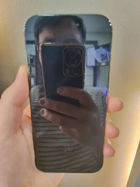 İkinci El iPhone 16 Pro 128 GB Siyah Görseli - 2