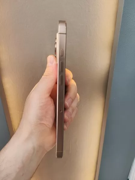 iPhone 16 Pro Max 256 GB 91 Pil Görseli - 4