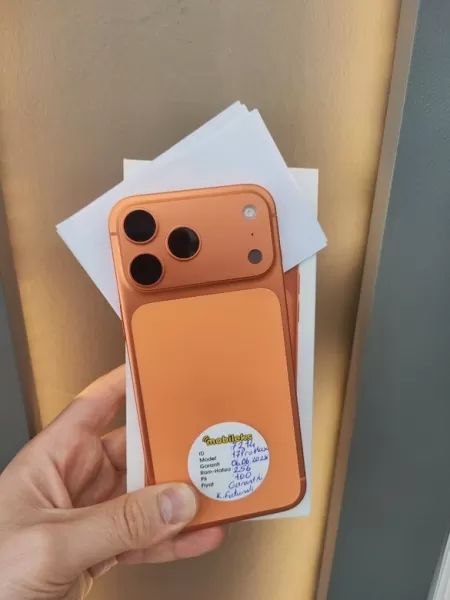 Apple iPhone 17 Pro Max 256 GB Kozmik Turuncu - İkinci El