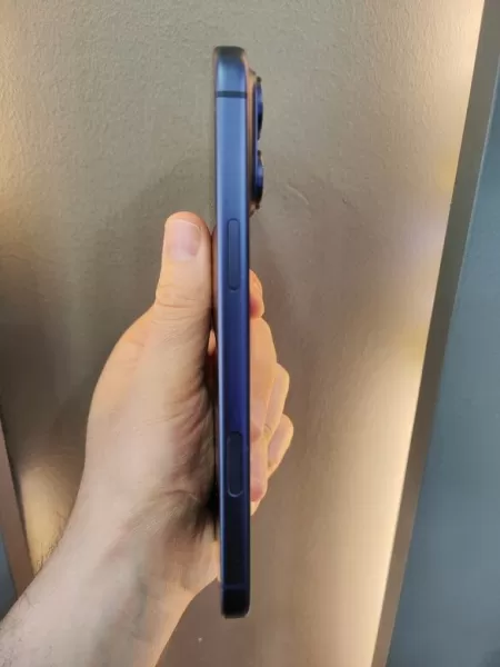 Apple iPhone 17 Pro Max 512 GB Mavi - 15 Ay Garantili Görseli - 3