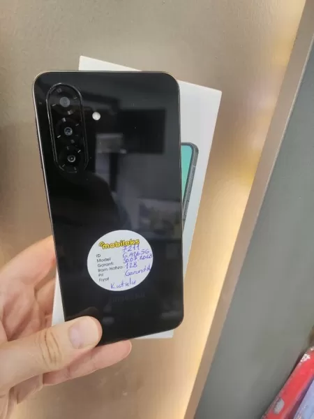 Siyah Samsung Galaxy A26 5G Android Çift Sim 128 GB - İkinci El