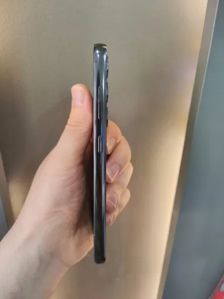 Samsung Galaxy S23 256 GB Görseli - 3